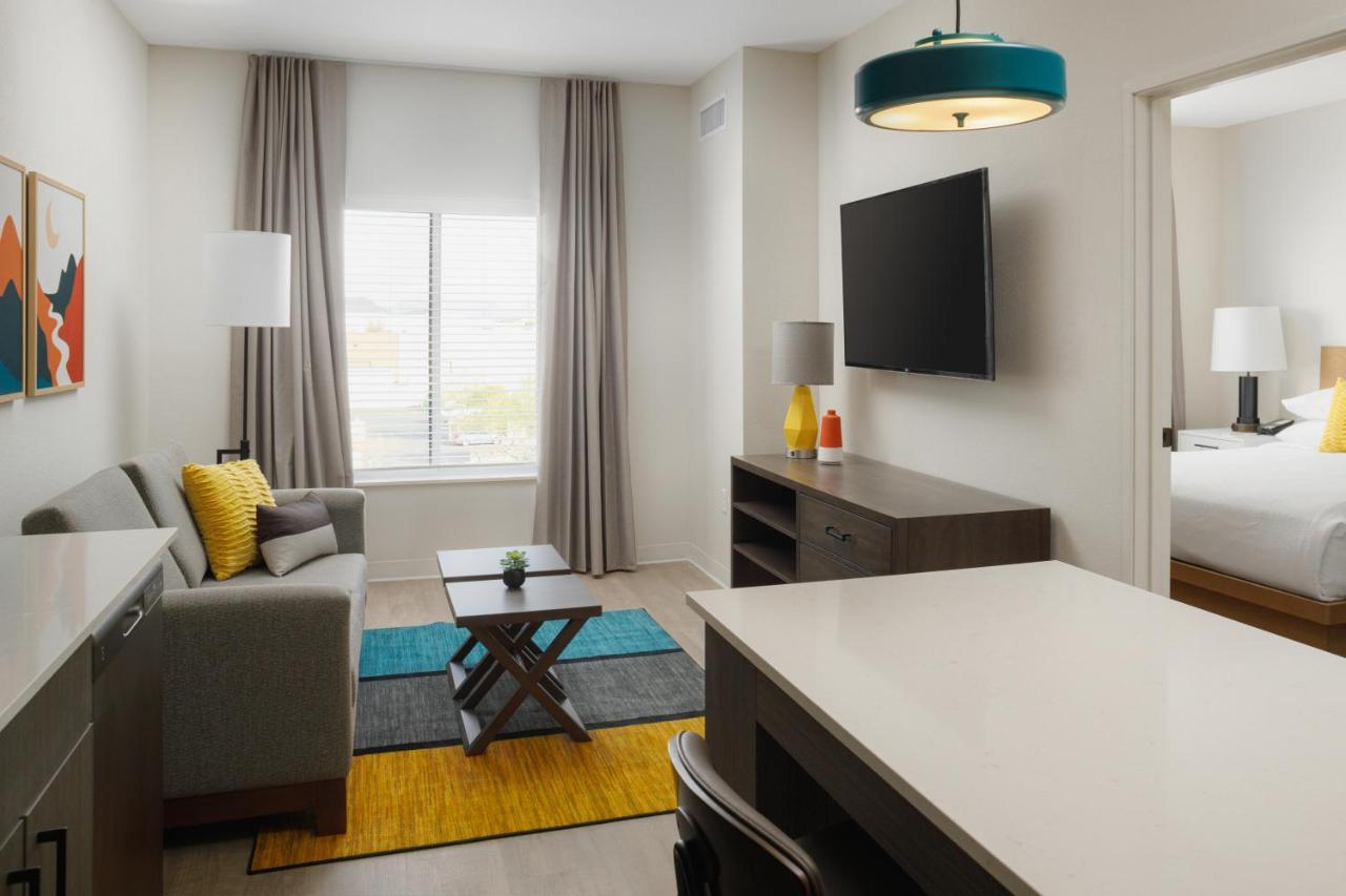 Waterwalk Extended Stay By Wyndham Jacksonville Deerwood Pk Zewnętrze zdjęcie